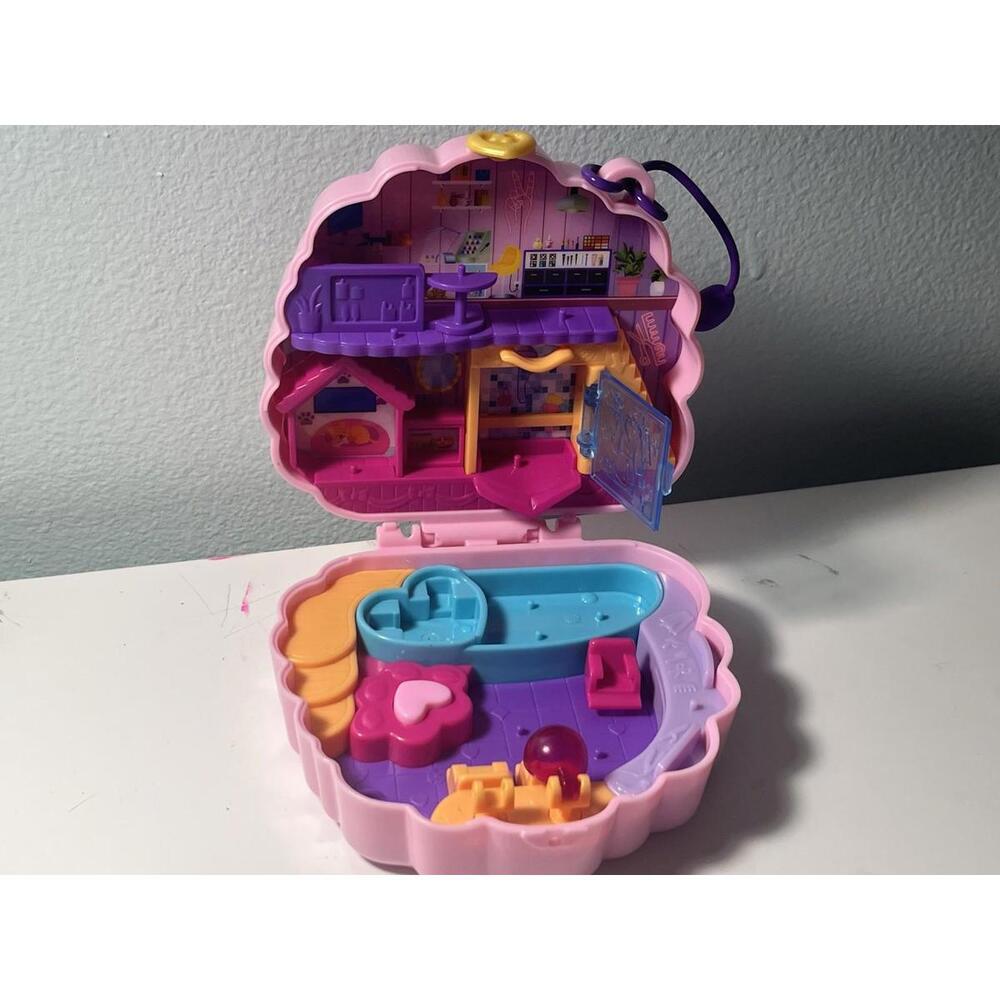 2022 Polly Pocket Poodle Compact Playset Case Only No Dolls or Accessorie